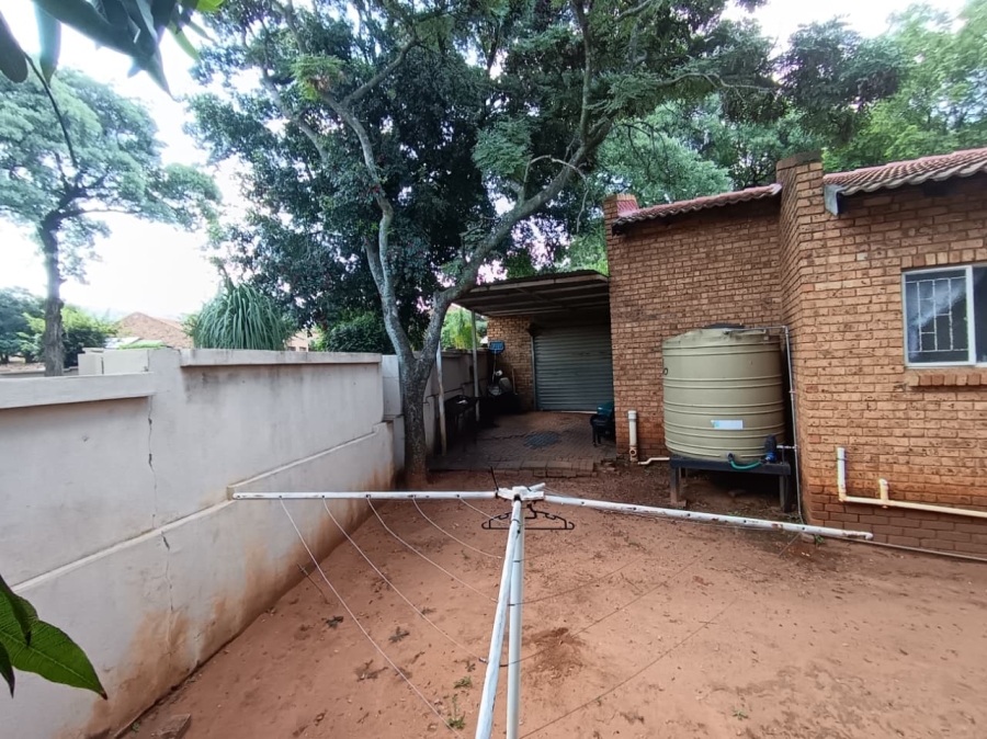 3 Bedroom Property for Sale in Geelhoutpark North West